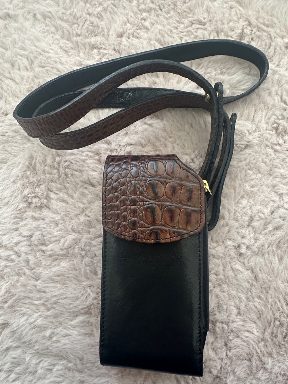 Brahmin Black Leather Snap crossbody Phone -card Holder Holster with Gold Accent